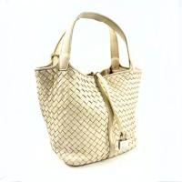 ราคา Geiger กระเป๋าหนังสาน หนังแท้สีครีม (24341067686)
