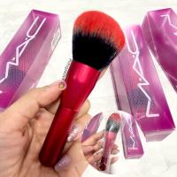 ราคา ของแท้ 100% MAC Lucky Red Powder Blush Brush แปรงปัดแป้ง ปัดแก้ม แบบด้ามสั้น สำหรับลงบลัชออน แป้งทาหน้า (20602310293)