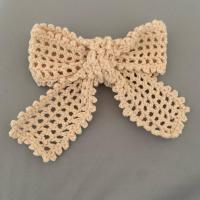 ราคา โบว์มัดผมไหมพรม เนคไทไหมพรม สีเบส (29508028532)