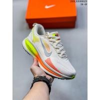 ราคา NK Air Zoom Vomero 18 HM6803-300 sneaker รองเท้ากีฬาสําหรับชายหญิง รองเท้าผ้าใบ (44205138074)