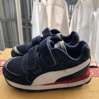ราคา รองเท้าเด็ก วัยหัดเดิน Puma ของแท้ สภาพดีมาก สำหรับ 1-2 ขวบ (4169804652)