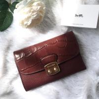 ราคา ✨กระเป๋าสตางค์ Coach แท้ หนังแท้ สีแดงเบอร์กันดี ⭐️✨ (3217344728)