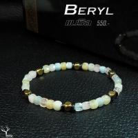 ราคา กำไลหิน " แบริล : Beryl " หินแท้100% ขนาด 4mm ทรงลูกบาศก์ เจียรเหลี่ยม สร้อยข้อมือหิน หินนำโชค หินมงคล หินเสริมดวง (11015788092)