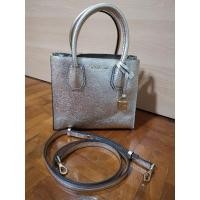 ราคา กระเป๋า Michael Kors Mercer Midium 9.5 สีทอง (20488723653)