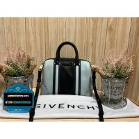 ราคา GIVENCHY LUCREZIA LIMITED แท้100% (พร้อมส่ง) (23965134872)