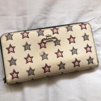 ราคา ส่งต่อ กระเป๋าสตางค์ coach มือสอง ของแท้ (6039239454)