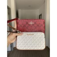 ราคา Michael Kors ของแท้ กระเป๋าคล้องมือ1ซิป (3252156797)