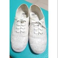 ราคา Keds x kate spade มือสอง ของแท้ 100% size 39.5 (2690337628)