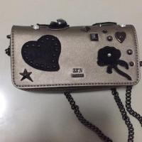 ราคา ส่งต่อ กระเป๋าสะพายข้าง ยี่ห้อ LYN สภาพใหม่มาก (1425599888)