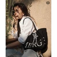 ราคา Merge A day bag M Black (26433907863)