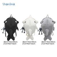 ราคา [แชมจินอา] กระเป๋าเป้สะพายหลังฉลามน้ําหนักเบากระเป๋าเป้สะพายหลังการ์ตูนมีสไตล์สําหรับผู้ใหญ่ชายหญิงทริป (27836963332)