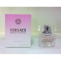 ราคา ขนาดทดลอง Versace Bright Crystal Eau de Toilette 5ml. มีส่วนผสมของผลไม้ให้ความรู้สึกสดชื่น (382022271)