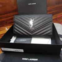 ราคา YSL Saint Laurent​ woc 9" 2018 (4306020567)