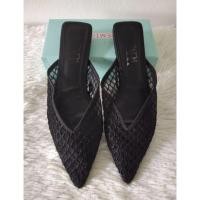 ราคา รองเท้ามือสองแบรนด์ Zara Size39 (10048009328)