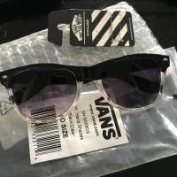 ราคา แว่นกันแดด Vans มือสอง (1793369435)