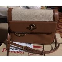 ราคา กระเป๋าสะพายหนังสีน้ำตาล CHARLES & KEITH (25713667202)