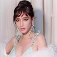 ราคา ต่างหูแม่อั้ม miu miu (1891953693)