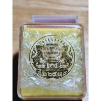 ราคา พระสวย ตรงรูป เหรียญในหลวงทรงกล้อง แบบสีทอง ปี2542 พร้อมกล่อง (40751970599)