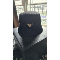 ราคา used prada tessuto triangolo bucket hat size l (27450914311)
