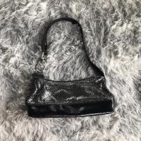 ราคา ️ ️ กระเป๋าสะพายข้างลายหนังงูวิ้งๆผสมหนังเงา (27577695902)