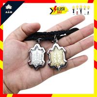 ราคา จี้พญาเต่าเรือนหลวงพ่อหลิว รุ่นปางเปิดโลก เนื้อทอง เนื้อเงิน วัดไร่แตง ทอง จ.นครปฐม กว้าง 2 ซม.สูง 4 ซม. รวมกรอบสแตนเลส (27433998277)