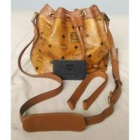 ราคา กระเป๋า MCM ของแท้ มือ2 ขนาด8นิ้ว​ ทรงจีบS (3374027402)