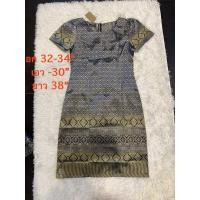 ราคา เดรสผ้าไหมสังเคราะห์ สีเงิน+สีทอง อก 32-34“ เอว-30” ยาว 38“ (27355000465)