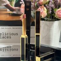 ราคา ⚡️พร้อมส่ง...ป้ายไทย⚡️ TOM FORD Slim Lip Color Shine 151 ICONIC NUDE (29806925342)