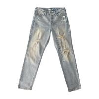 ราคา OldNavy แท้‼️ กางเกงยีนต์ สีอ่อน เอวสูง เป้ากระดุม แต่งรอยขาด สวยกำลังดี สินค้ามือ1 พร้อมป้าย- Size 4 (24844558580)