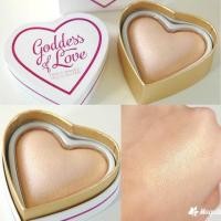 ราคา Makeup Revolution Blushing Hearts Triple Baked Highlighter สี - Golden Goddess (33534210)