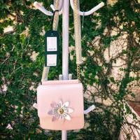 ราคา กระเป๋าสะพาย CPS สีชมพูพาสเทล โซ่สีทอง (6143708770)