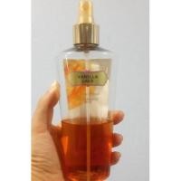 ราคา ส่งฟรี! สเปรย์น้ำหอม Victoria Secret Vanilla Lace (237950274)