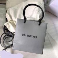 ราคา New Balenciaga shopping tote (Tote S) size : 27x27x10 cm. อุปกรณ์ : ถุงผ้า, แคร์การ์ด, สายสะพาย (23420548190)