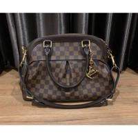 ราคา Lv trevi pm dc2013 สภาพสวยงาม ทรงเป๊ะเว่อร์ (5011376485)