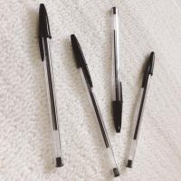 ราคา Combo 4 ปากกาลูกลื่น Bic BLACK กรีดปากการ่างกายใส Cristal (24927943494)