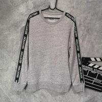 ราคา ผ้ามือสอง สเวตเตอร์แขนยาว HOLLISTER คอเหลืองนิดหน่อย (26170283458)