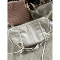 ราคา ส่งต่อกระเป๋า just in case สีขาว (25536314255)