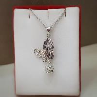 ราคา จี้ผีเสื้อทองคำขาว พร้อมสร้อยคอทองคำขาว 16 นิ้ว (28573223291)