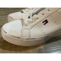 ราคา รองเท้า Tommy แท้มือสองสวยกริปๆ ไซส 38 ยาว 24ซ.ม. (26928231763)