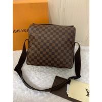 ราคา Louis Vuitton Damier Ebene Naviglio Messenger Bag (28976473636)