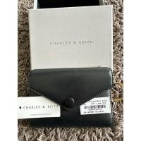 ราคา *ส่งต่อ กระเป๋าสตางค์ใบสั้นCHARLES&KEITH แท้ (29105235117)