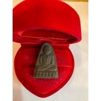 ราคา No1082 หลวงปู่ทวด หลังลายพิมพ์นิ้วมือ ผสมแร่เหล็กน้ำพี้ (28818555164)