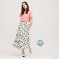 ราคา Uniqlo กระโปรงลายดอกสวยๆ มือสองงานแบรนด์ (18925840301)
