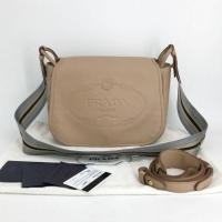 ราคา กระเป๋าสะพาย (Very Good) Prada Vitello Daino Leather Crossbody ปี18 สีเบจ สวยเรียบๆ คลาสสิคเสมอ รอเ (25491715387)