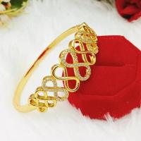 ราคา CW64 กำไลอินฟินิตี้ งานฝังเพชรczแท้ งานละเอียดลายปราณีตสวยสะดุดตา (22126432458)