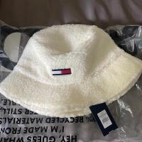 ราคา tommy jeans bucket hat หมวก ทอมมี่ (20546739118)