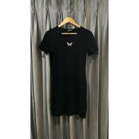 ราคา H&M แท้มือสองสภาพใหม่เดรสสีดำ size M (14799535741)