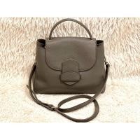 ราคา กระเป๋าหนัง มือสอง แบรนด์ VINCIS BENCH สภาพยังใหม่ มีช่องใส่ของช่องใหญ่ 1 ช่อง ภายในสะอาด (27750889454)