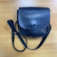 ราคา Topshop leather bag กระเป๋าคาดอก คาดเอว หนังแท้ มือสอง (13053801643)