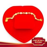 ราคา สร้อยข้อมือ ลงยา สีขาวสลับสีชมพู ห้อยหัวใจ น้ำหนัก 2บาท มีขนาดความยาวให้เลือก งานเคลือบแก้ว เศษทองเยาวราช (4496471151)